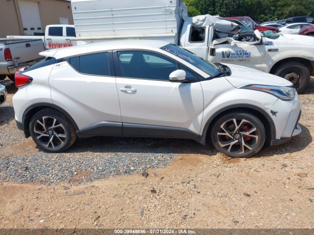 NMTKHMBX8LR108269 Toyota C-HR XLE