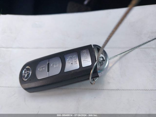 3MYDLBYV2JY322541 Toyota YARIS IA