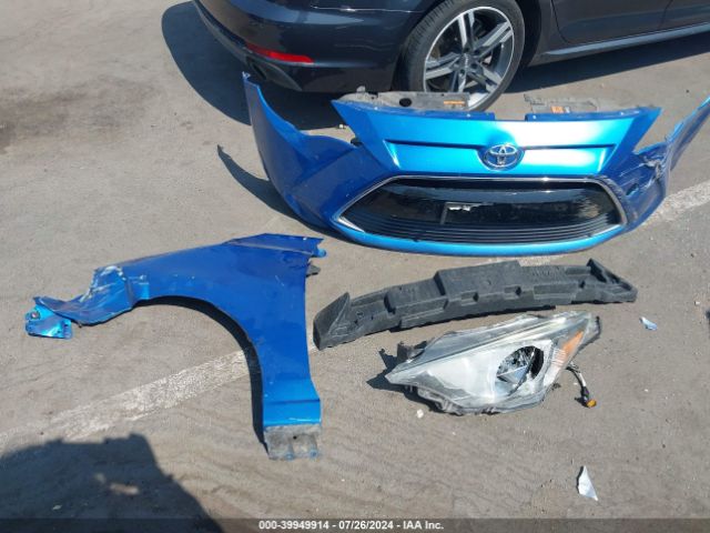 3MYDLBYV2JY322541 Toyota YARIS IA