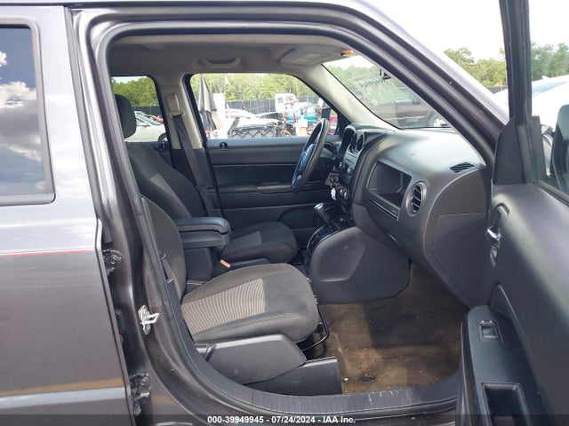 1C4NJRBB0HD112016 Jeep Patriot Sport 4x4