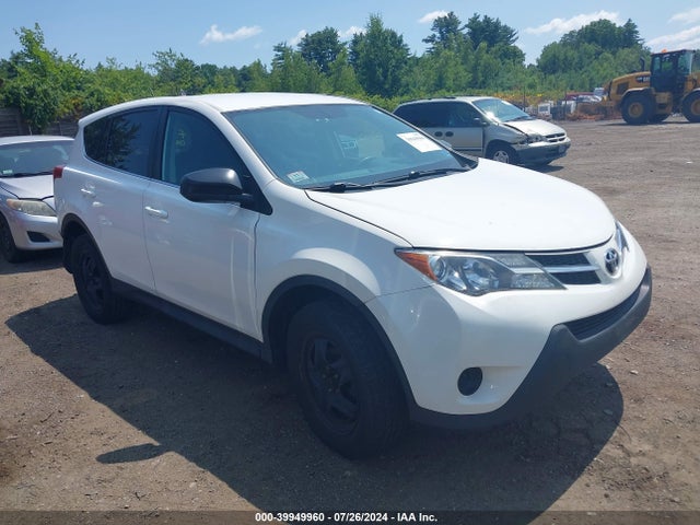Toyota RAV4 LE 2015 2T3BFREVXFW332435 Image 13
