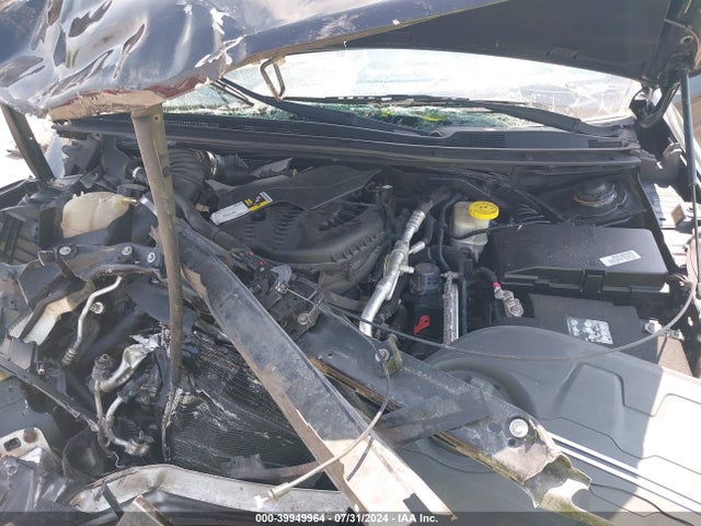 1C3CCCEG4FN567288 Chrysler 200 C