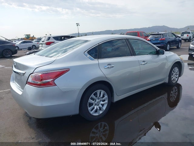 Nissan Altima 2.5 S 2015 1N4AL3AP2FC449315 Image 4