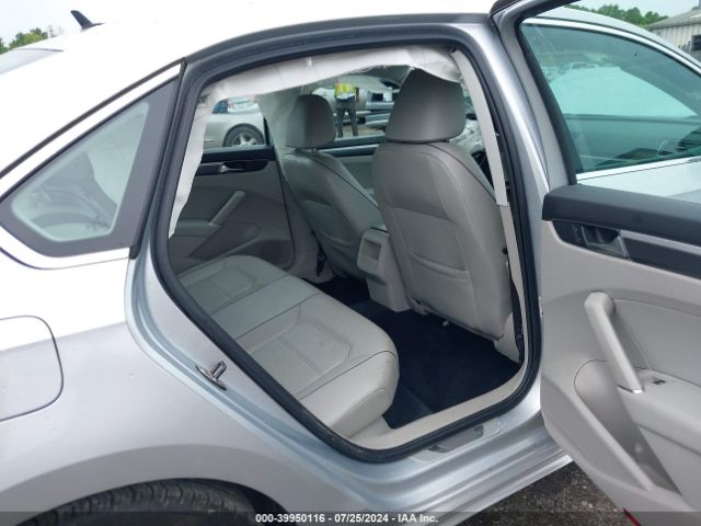 1VWAT7A31GC058119 Volkswagen Passat 1.8t R-line W/comfort Pkg