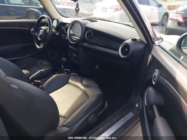 2012 MINI COOPER S CLUBMAN WMWZG3C51CTY38484 Photo 4