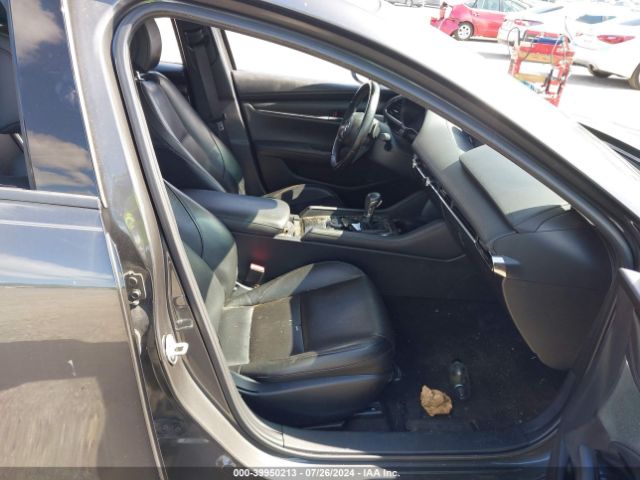 JM1BPADL2M1342175 Mazda Mazda3 Premium