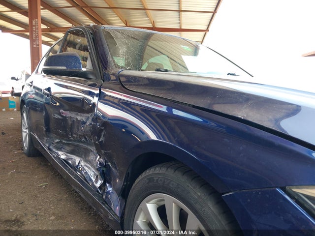 WBA8A3C52HK691845 BMW 320i Xdrive
