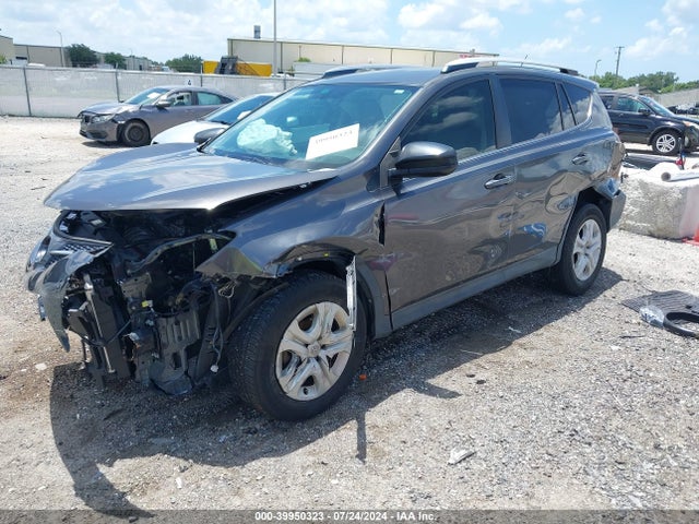 Toyota RAV4 LE 2014 JTMZFREV4EJ003080 Image 2