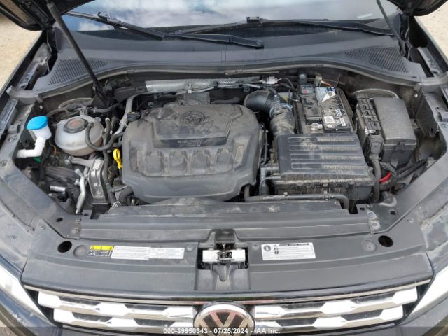 3VV2B7AX5JM160236 Volkswagen Tiguan 2.0t Se/2.0t Sel