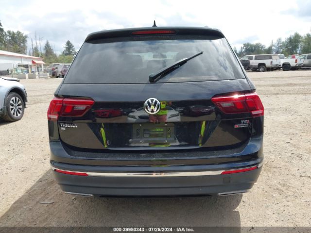 3VV2B7AX5JM160236 Volkswagen Tiguan 2.0t Se/2.0t Sel