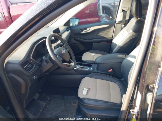 1FMCU9J97NUB50931 Ford Escape Titanium