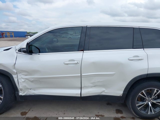 Toyota Highlander Le Plus 2019 5TDZZRFH1KS331524 Image 14