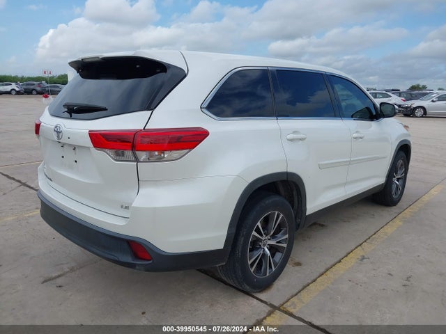 Toyota Highlander Le Plus 2019 5TDZZRFH1KS331524 Image 4