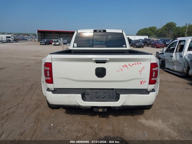 Продажа на аукционе авто 2022 Ram 3500 Laramie Mega Cab 4x4 6'4 Box, vin: 3C63RRML0NG421237, номер лота: 39950556