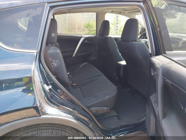 Toyota Rav4 Xle 2017 JTMRFREV7HJ111469 Image 8