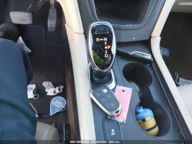 1GYKNARS8HZ189549 Cadillac Xt5 Standard