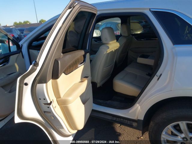 1GYKNARS8HZ189549 Cadillac Xt5 Standard