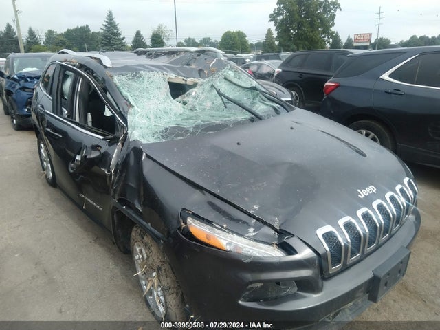 1C4PJLCB4FW721566 Jeep Cherokee Latitude