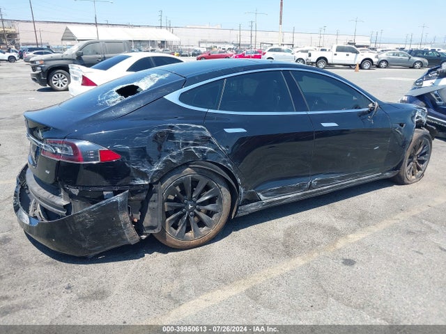 2016 TESLA MODEL S 5YJSA1E17GF147621 Photo 3