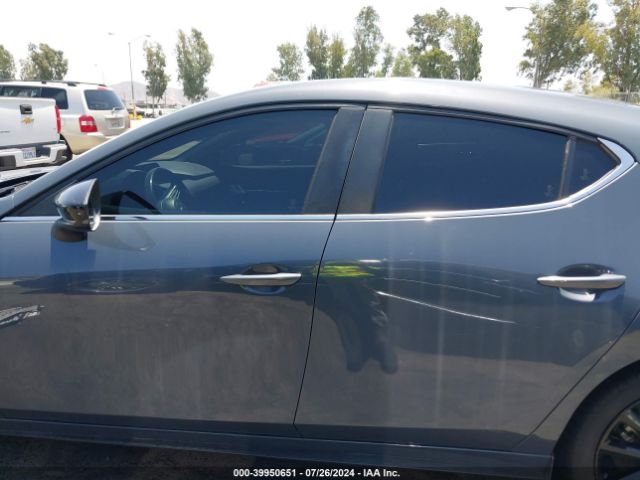 JM1BPALL6N1503369 Mazda Mazda3 Carbon Edition