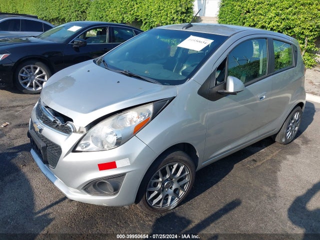 Chevrolet Spark 1lt Auto 2014 KL8CD6S95EC521925 Image 2