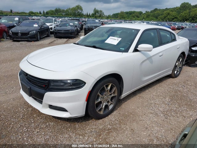 2C3CDXJG1FH898302 Dodge Charger Sxt