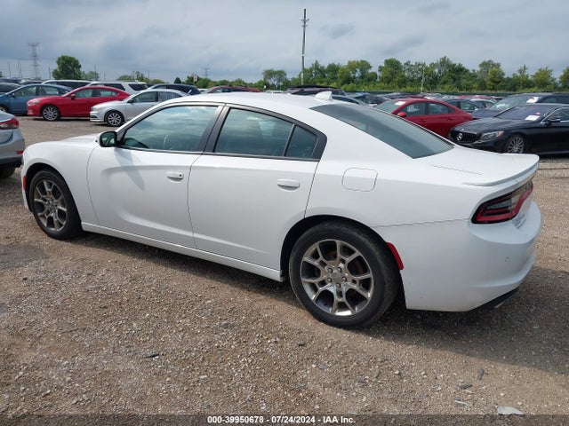 2C3CDXJG1FH898302 Dodge Charger Sxt