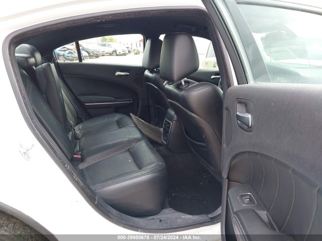 2C3CDXJG1FH898302 Dodge Charger Sxt