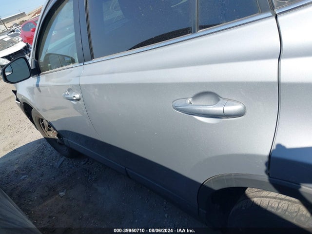 Toyota RAV4 LE 2018 2T3ZFREV4JW443974 Image 14
