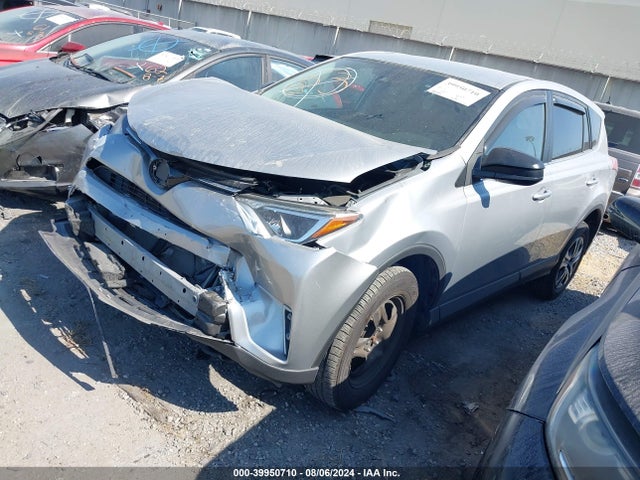 Toyota RAV4 LE 2018 2T3ZFREV4JW443974 Image 2