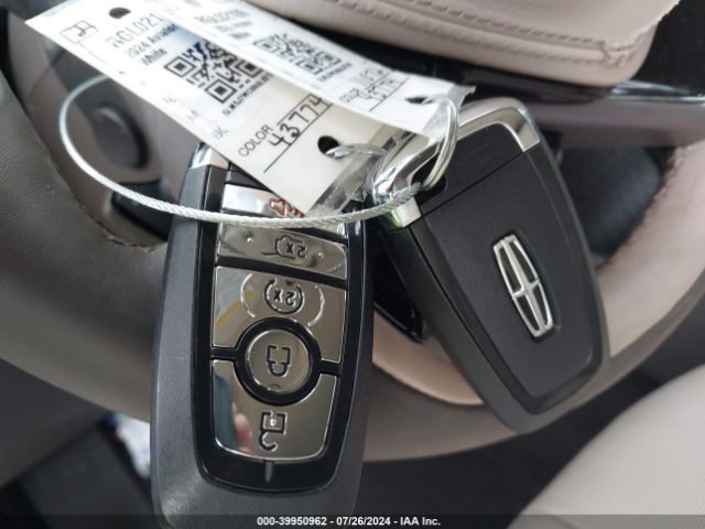5LM5J7WC8RGL02100 Lincoln Aviator Reserve