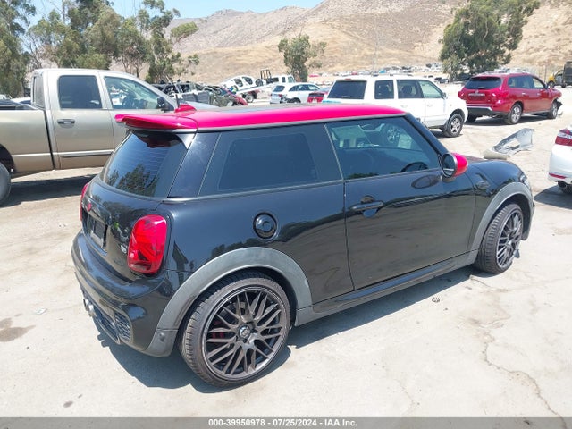 Mini Hardtop John Cooper Works 2017 WMWXM9C52HT997265 Image 4