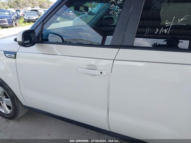KIA Soul 2019 KNDJN2A22K7693813 Image 16