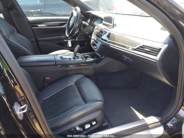 WBA7F0C50JGM23140 BMW 750i