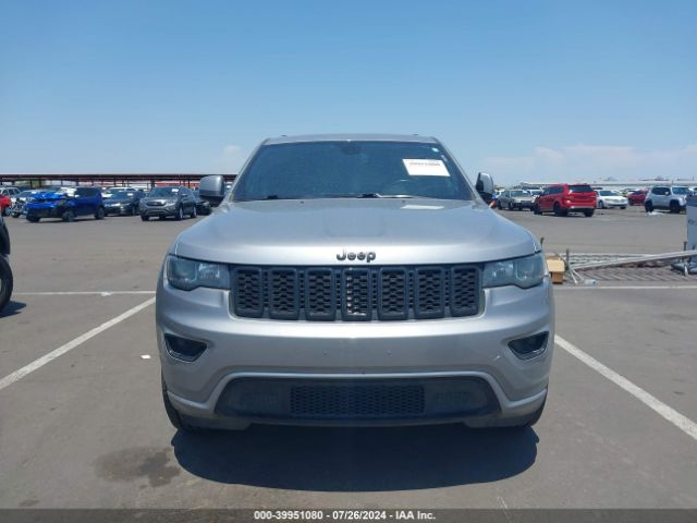 1C4RJEAG0JC511883 Jeep Grand Cherokee Altitude 4x2