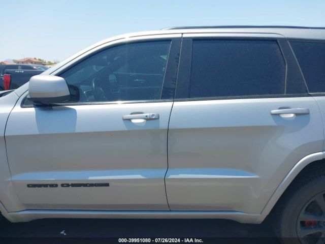 1C4RJEAG0JC511883 Jeep Grand Cherokee Altitude 4x2