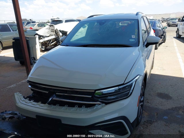 3VV1B7AX4NM061036 Volkswagen Tiguan 2.0t S
