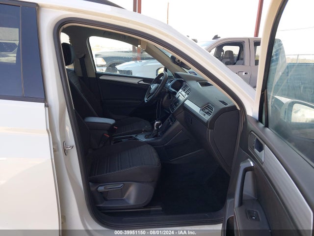 3VV1B7AX4NM061036 Volkswagen Tiguan 2.0t S