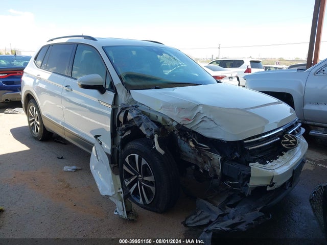 3VV1B7AX4NM061036 Volkswagen Tiguan 2.0t S
