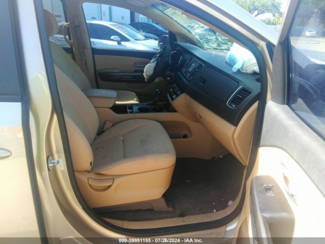 KNDMB5C15G6178345 KIA SEDONA LX