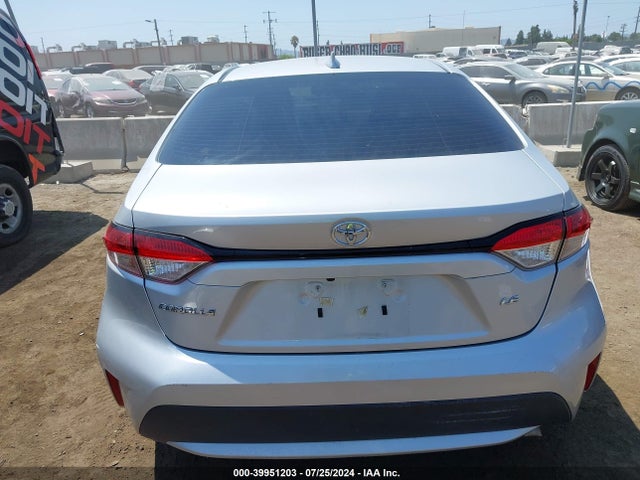 Toyota COROLLA LE 2022 5YFEPMAE5NP305378 Image 17