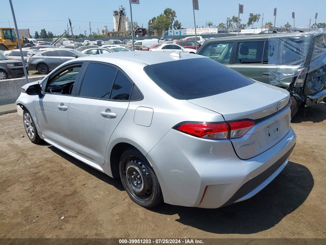 Toyota COROLLA LE 2022 5YFEPMAE5NP305378 Image 3
