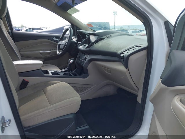 Ford ESCAPE SE 2019 1FMCU9GDXKUA21587 Image 5