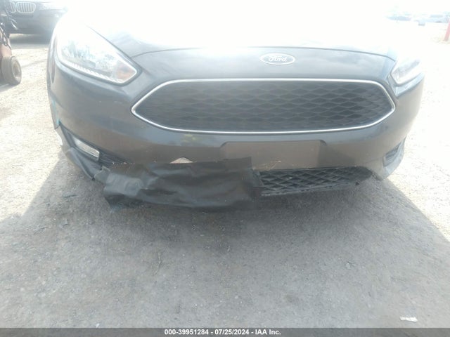 Ford FOCUS SE 2016 1FADP3K2XGL275130 Image 6