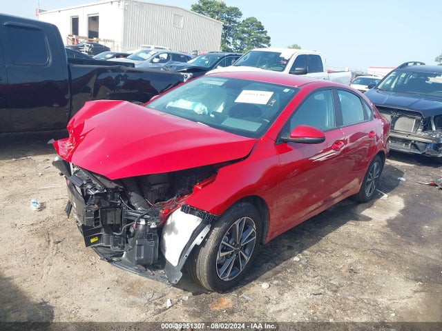 KIA Forte Lxs 2023 3KPF24AD9PE656390 Image 2