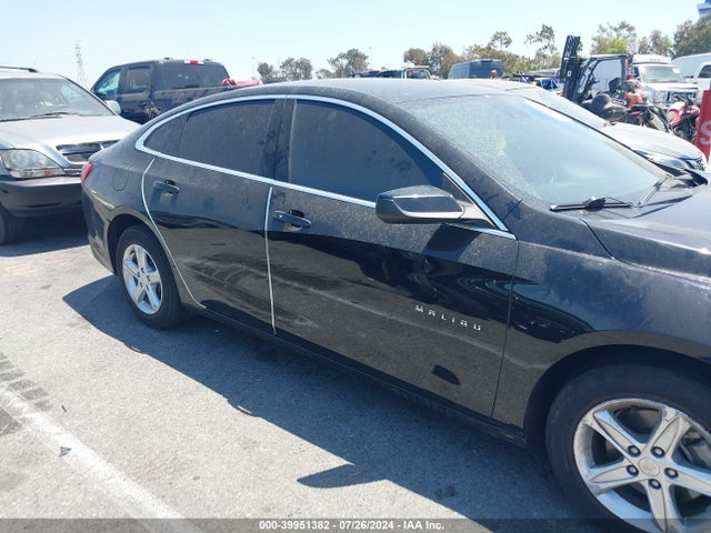 1G1ZC5ST8MF056489 Chevrolet Malibu Fwd 1fl