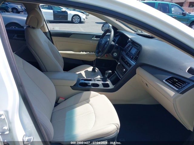 Hyundai SONATA SE 2015 5NPE24AF9FH026795 Image 5