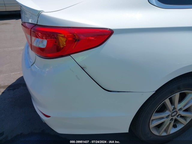 Hyundai SONATA SE 2015 5NPE24AF9FH026795 Image 6