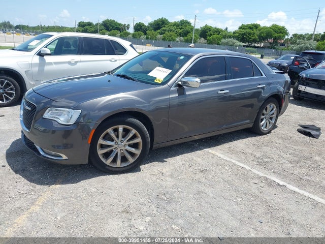 Chrysler 300 Limited Awd 2018 2C3CCAKG9JH160271 Image 2