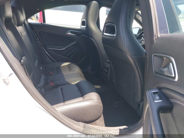Mercedes-Benz CLA 250 2019 WDDSJ4EB2KN725960 Image 8